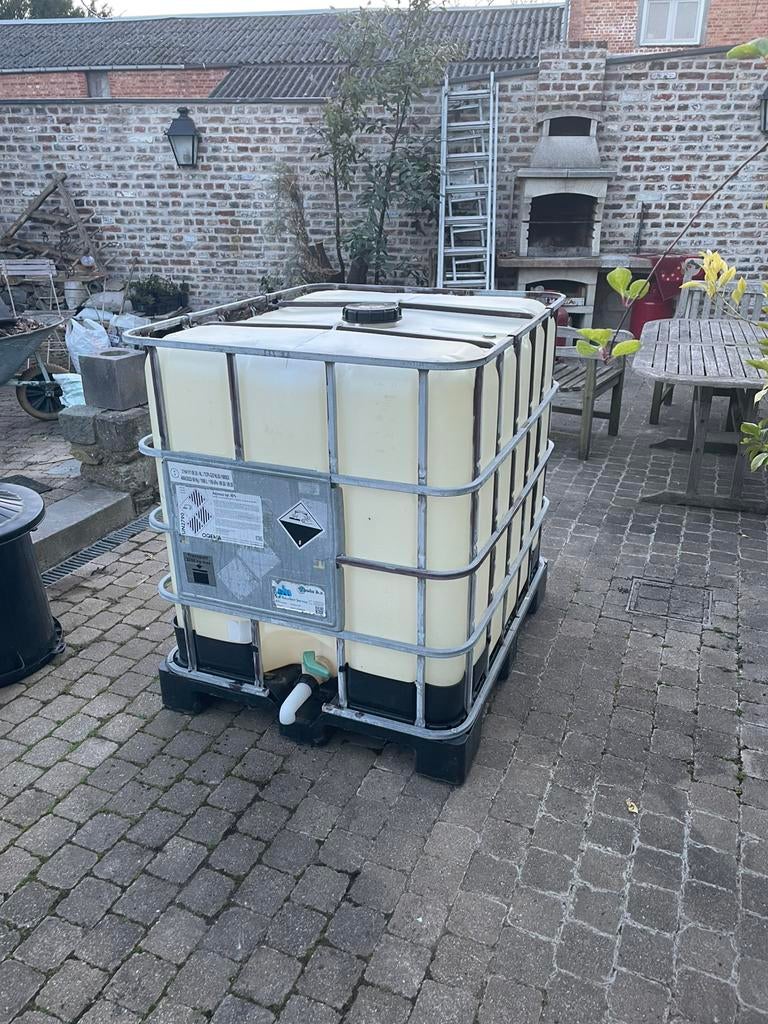 Cuve IBC 1000l, 150 litres ou plus, Synthétique, Enlèvement, Utilisé