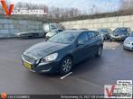 Volvo V60 1.6 T3 Kinetic | Climate | Cruise | Navi |, Auto's, Volvo, Zwart, Zilver of Grijs, V60, Bedrijf