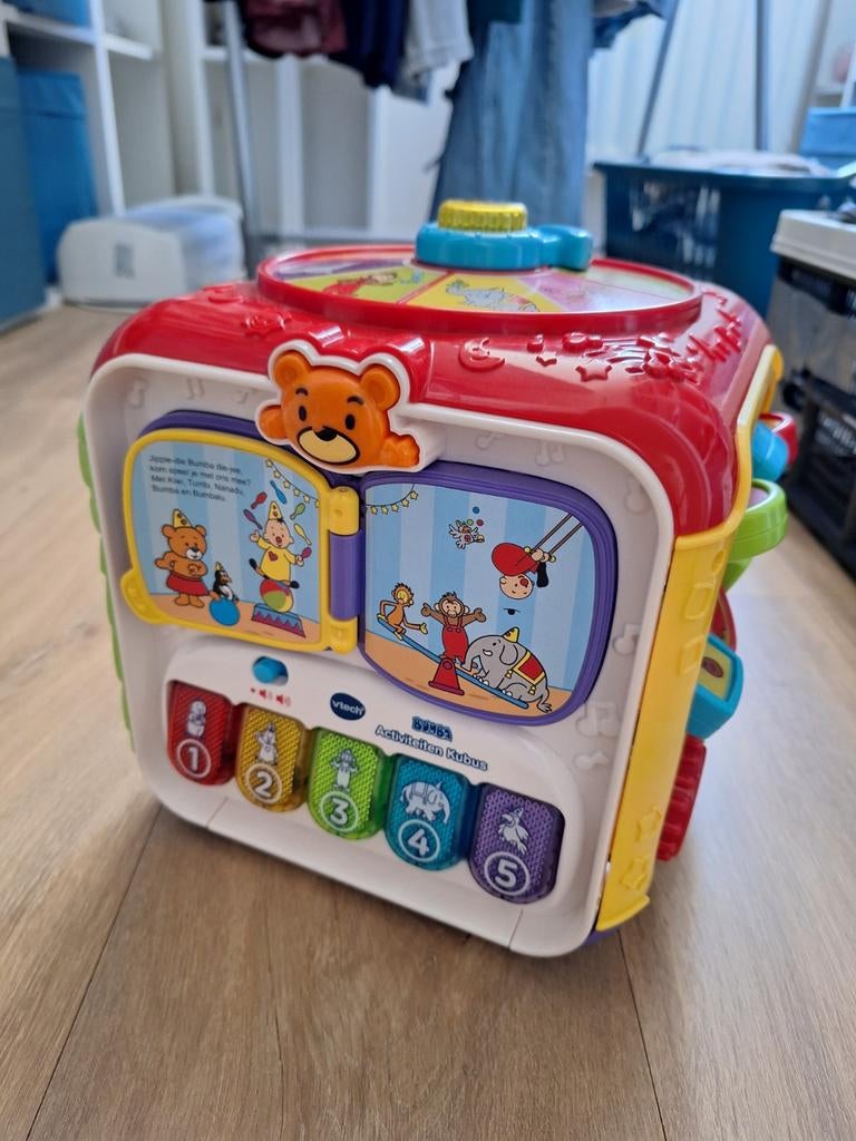 Bumba activiteitenkubus, Ophalen