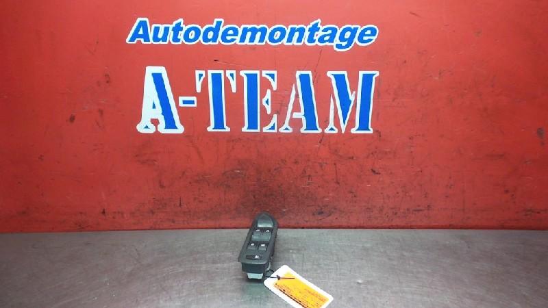COMMUTATEUR VITRES ELECTRIQUES Renault Megane II (BM / CM), Utilisé, Renault