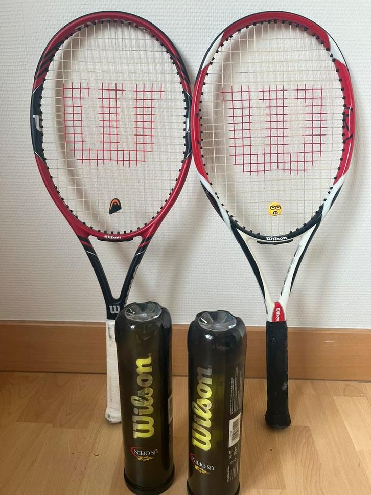 Lot 2 raquettes tennis Wilson + 7 balles tennis avec étuis, Sports & Fitness, Tennis, Balles, Wilson, Enlèvement ou Envoi
