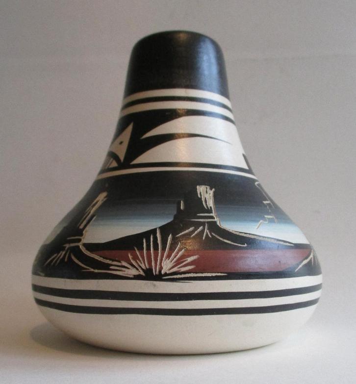 ZUID AMERIKAANS PORSELEIN VAASJE -13-12cm. -ANTIEK - VINTAGE, Collections, Collections complètes & Collections, Envoi