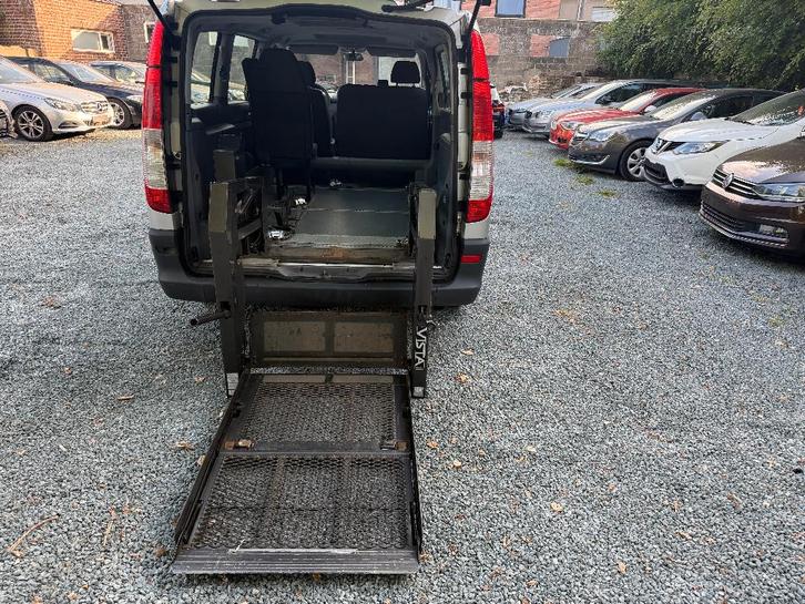 Mercedes Vito PMR Clim 188km 1er main Carnet Possible 9Pl, Autos, Camionnettes & Utilitaires, Entreprise, Achat, 4x4, Adapté aux personnes handicapées