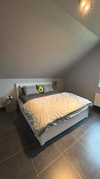 bed en matras, Ophalen, Wit, Tweepersoons, Zo goed als nieuw