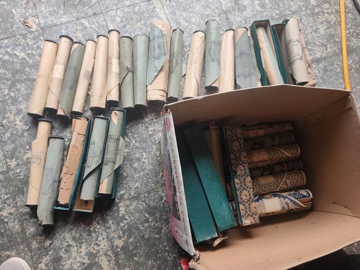 Set van 32 antieke rollen voor mechanische piano (pianola), Muziek en Instrumenten, Piano's, Gebruikt, Piano, Ophalen