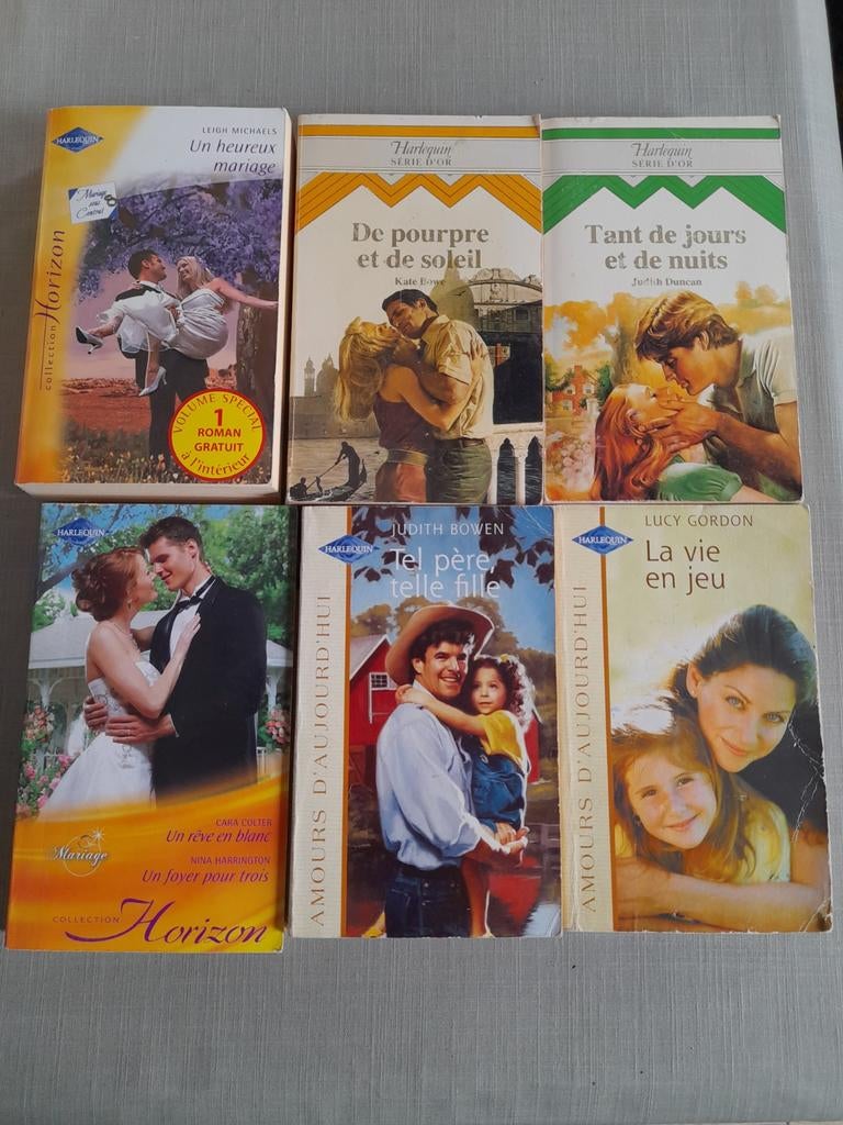 Lot  de 6 livres Harlequin différentes séries, Boeken