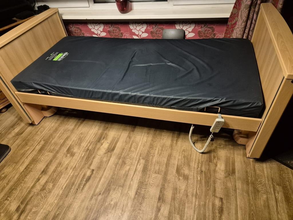 Ziekenhuisbed, Enlèvement