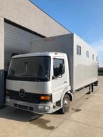 Paardenvrachtwagen Mercedes, Ophalen, Gebruikt, Aluminium, 3-paards trailer