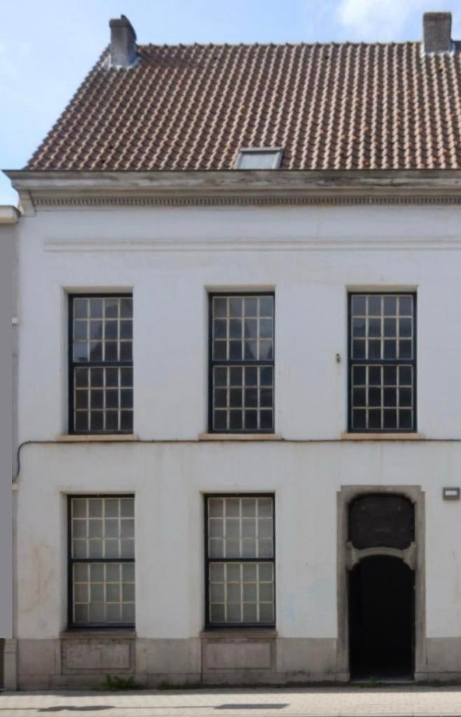 Renovatieproject in centrum Lier – opsplitsing mogelijk, Maison 2 façades, Province d'Anvers, 200 à 500 m², 5 pièces