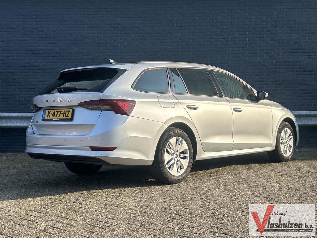 Skoda Octavia Combi 1.0 TSI Business Edition | € 7.950,- NET, Auto's, Skoda, Zwart, Bedrijf, Zilver of Grijs, Octavia