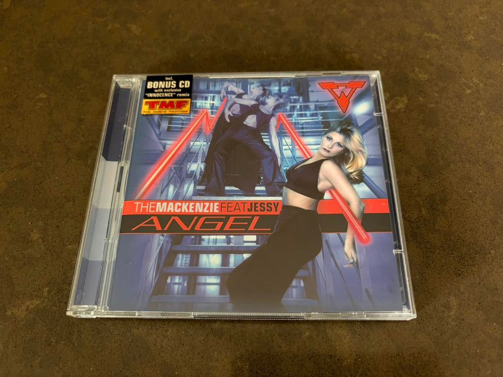 2 CD The Mackenzie Feat Jessy - Angel, Enlèvement ou Envoi, Comme neuf, Dance populaire, Coffret