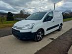 Citroën Berlingo 1.6Hdi "Utilitaire 3places" Attelage, Auto's, Bestelwagens en Lichte vracht, Elektrische ramen, Euro 5, Citroën