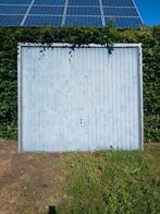 Garage poort in gebruikte staat 218 x 248  Bluts in de poort, Ophalen