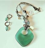 AVON : la parure " Faraya", Bijoux, Sacs & Beauté, Colliers, Enlèvement ou Envoi, Neuf, Vert