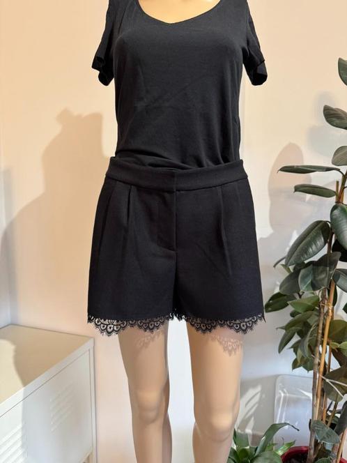 Prachtige zwarte short met kant Edc Esprit (maat S/M) nieuw, Kleding | Dames, Broeken en Pantalons, Nieuw, Maat 38/40 (M), Zwart