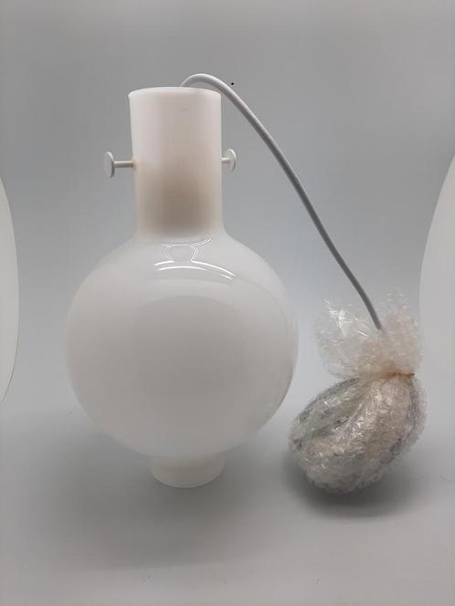 Novecento bulb lamp wit., Huis en Inrichting, Lampen | Hanglampen, Nieuw, Glas, Ophalen of Verzenden