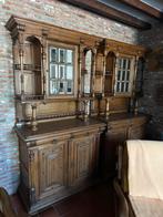 Mechelse kast, Ophalen