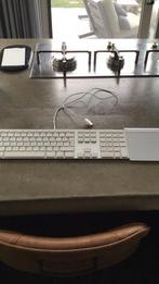 Apple toetsenbord met draadloze trackpad, Computers en Software, Toetsenborden, Ophalen, Zo goed als nieuw, Draadloos