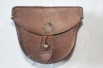 Lederen tasje voor mortier WOII, Verzamelen, Militaria | Tweede Wereldoorlog, Ophalen of Verzenden, Landmacht, Overige typen