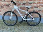 Mountainbike Cube Access 26 inch, Fietsen en Brommers, Fietsen | Meisjes, Zo goed als nieuw, Cube, Handrem, Ophalen