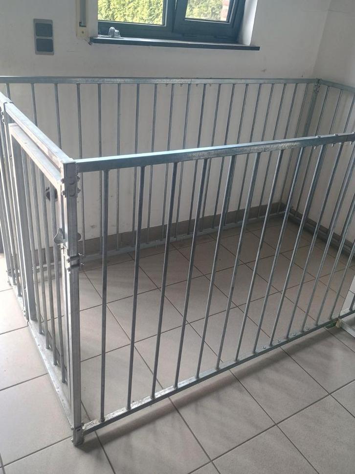 Groot hondenhok  nieuw!, Dieren en Toebehoren, Hondenhokken, Zo goed als nieuw, Hondenhok, 65 tot 100 cm, 110 cm of meer, Ophalen