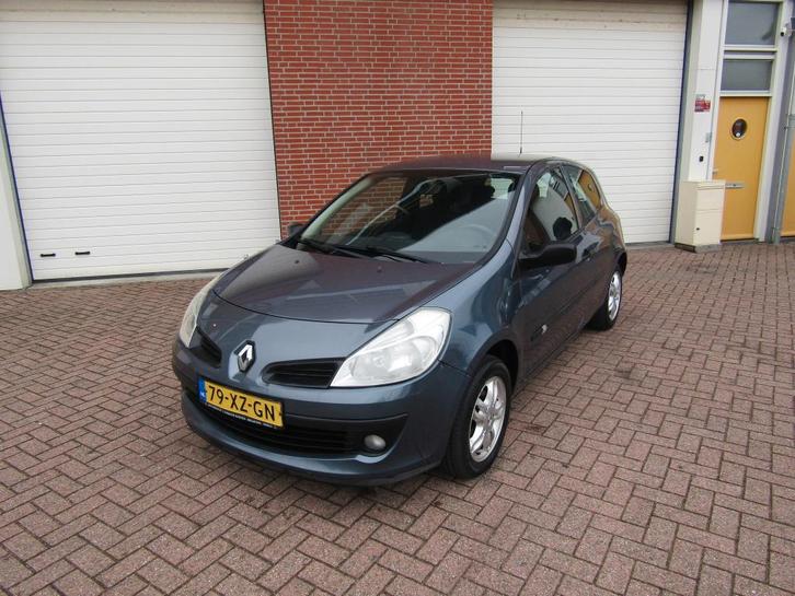 RENAULT CLIO 1.2 16V BUSINESS LINE BJ 07 /AIRCO/ELEK RAMEN/C, Auto-onderdelen, Carrosserie, Renault, Voor, Ophalen of Verzenden