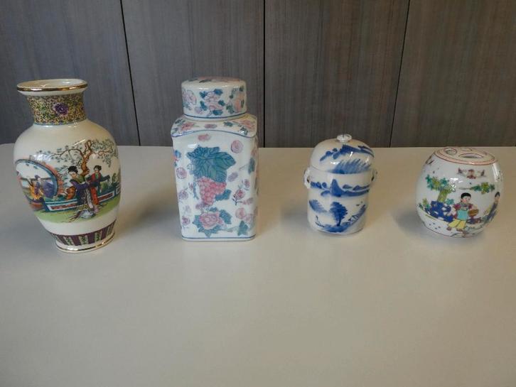 Chinese porseleinen vaasjes en potjes, Huis en Inrichting, Woonaccessoires | Vazen, Zo goed als nieuw, Overige kleuren, Minder dan 50 cm
