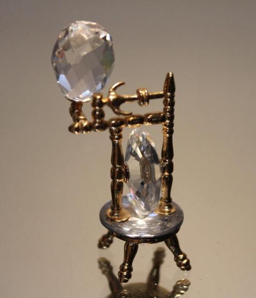 Swarovski : memories - het spinnewiel., Verzamelen, Swarovski, Figuurtje, Ophalen
