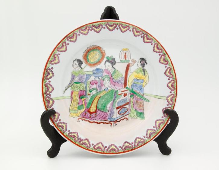 Chinees bord – hofdame & samourai, handgeschilderd, Antiquités & Art, Antiquités | Porcelaine, Enlèvement ou Envoi