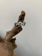 mooie ring in echt zilver ( 925), Handtassen en Accessoires, Ringen, 18 tot 19, Nieuw, Ophalen of Verzenden, Dame