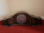 Vintage houten schouwklok met sierlijke details, Antiek en Kunst, Ophalen