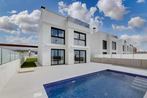 Villa prête à emménager avec vue sur la mer et la ville d'Al, Immo, Étranger, Espagne, Maison d'habitation, Ville