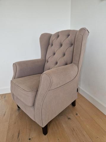 Fauteuil beschikbaar voor biedingen