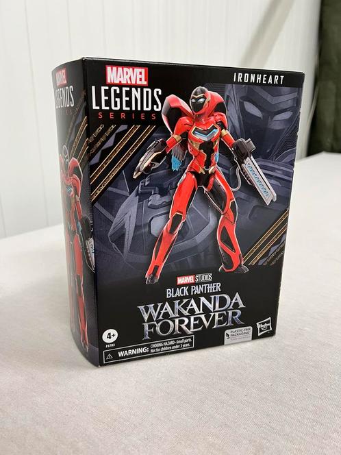 Hasbro Panthère Noire Ironheart Wakanda Forever Marvel 15cm, Collections, Jouets miniatures, Neuf, Enlèvement ou Envoi