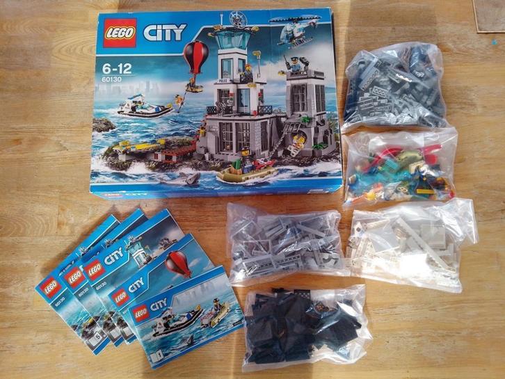 Lego City: gevangenis eiland 60130, Kinderen en Baby's, Speelgoed | Duplo en Lego, Gebruikt, Lego, Complete set, Ophalen of Verzenden