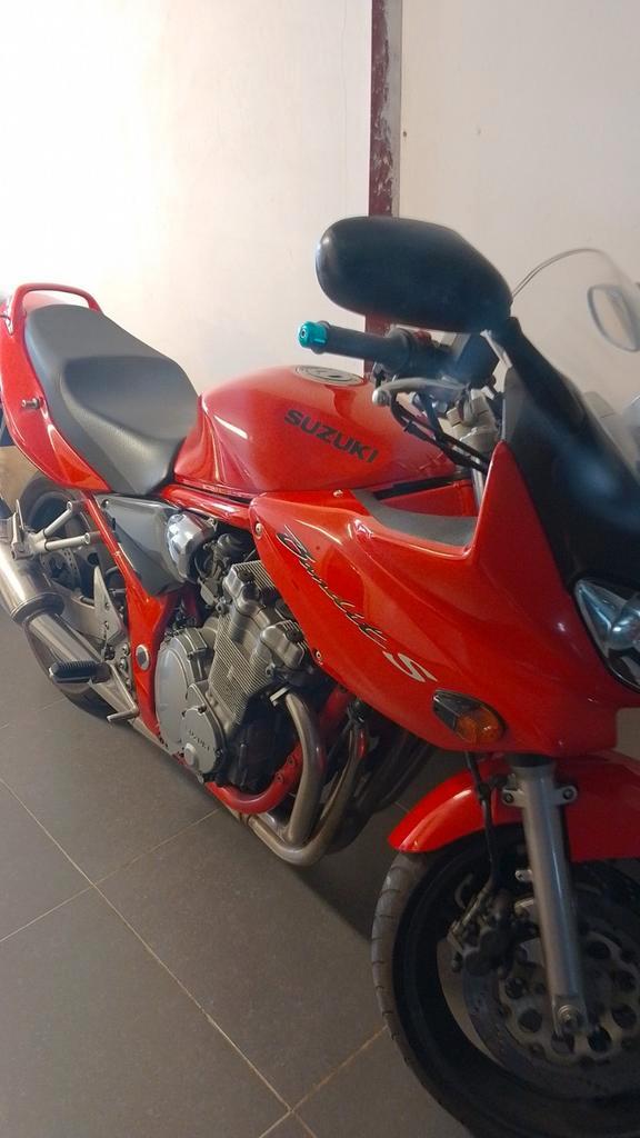 Suzuki bandit s, Motoren, Motoren | Suzuki, Particulier, Naked bike, 4 cilinders, Minimaal motorrijbewijs A2, Ophalen