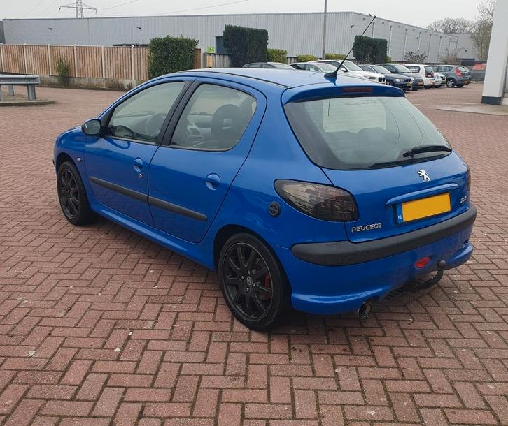 Peugeot 206 1.6 LPG, Auto's, Peugeot, Particulier, Bluetooth, LPG, Stadsauto, 5 deurs, Handgeschakeld, Blauw, Zwart, Alcantara