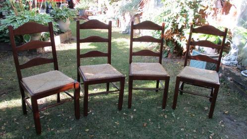 4 volle eiken stoelen met rieten zit 15€ PER STOEL, Huis en Inrichting, Stoelen, Nieuw, Vier, Hout, Ophalen