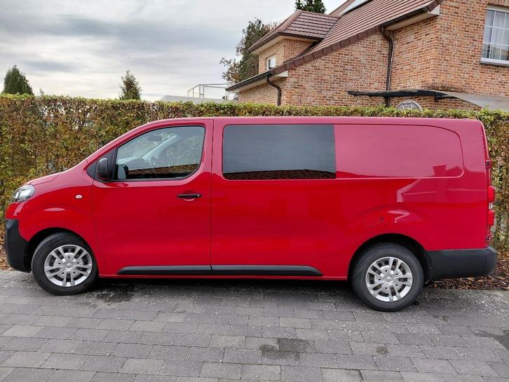 Opel Vivaro dubbele cabine Automaat BJ 2020, Auto's, Opel, Particulier, Vivaro, Achteruitrijcamera, Diesel, Euro 6, 4 deurs, Automaat