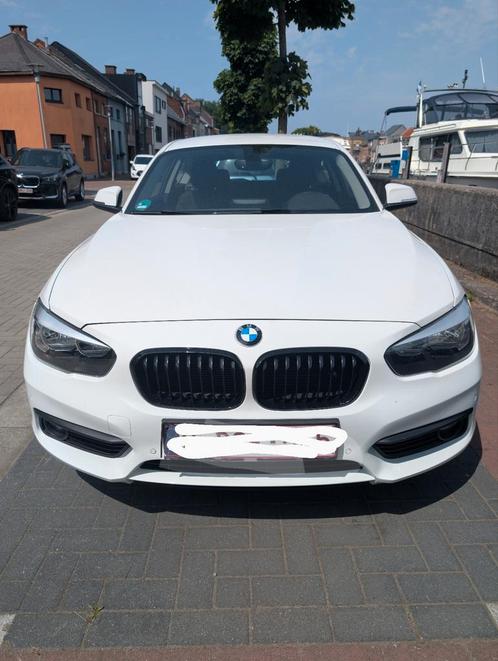 Bmw 116i Benzin, Auto's, BMW, Bedrijf, Mistlampen, Navigatiesysteem, Regensensor, USB, 3 deurs, Velours, Achterwielaandrijving