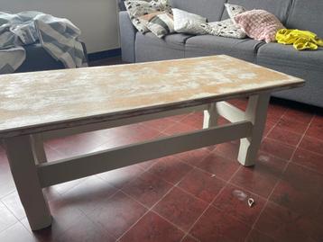 Salontafel  beschikbaar voor biedingen