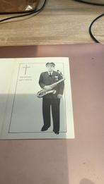 Met saxofoon, Verzamelen, Ophalen of Verzenden