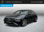 Mercedes-Benz A-Klasse 250 e Berline AMG Line | Verwarmde Ze, Auto's, Mercedes-Benz, 4 deurs, Stof, Gebruikt, 16 kWh