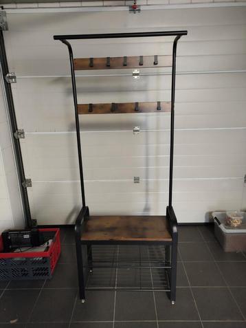 Houten Kledingrek met schabben - Kapstok beschikbaar voor biedingen