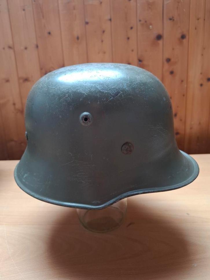Duitse helm uit de Tweede Wereldoorlog, Verzamelen, Militaria | Tweede Wereldoorlog, Overige soorten, Helm of Baret, Ophalen of Verzenden