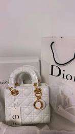 Sac à main, Handtassen en Accessoires, Oorbellen, Ophalen of Verzenden, Zo goed als nieuw, Wit