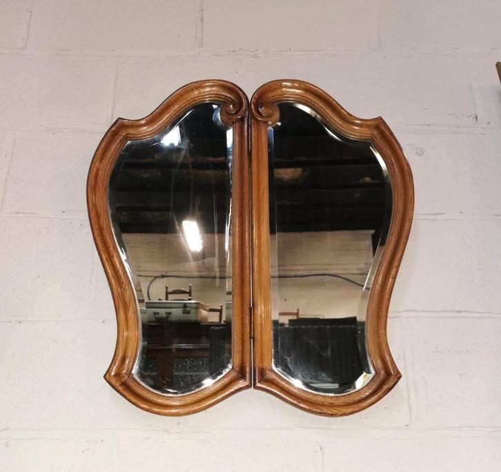 Oude Louis XV spiegel met dikke eiken kader H 67 B 63, Antiek en Kunst, Antiek | Spiegels, 50 tot 100 cm, Minder dan 100 cm, Overige vormen