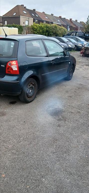 Vw polo 9n 1.4tdi toute piece disponibles  beschikbaar voor biedingen