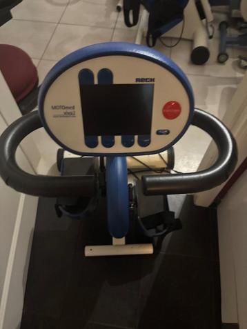 Motomed viva 2 benen met kuitschalen in goede staat . Zwart  beschikbaar voor biedingen