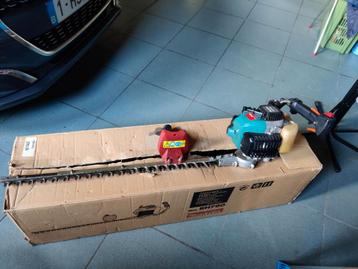 Haagschaar Makita benzine beschikbaar voor biedingen